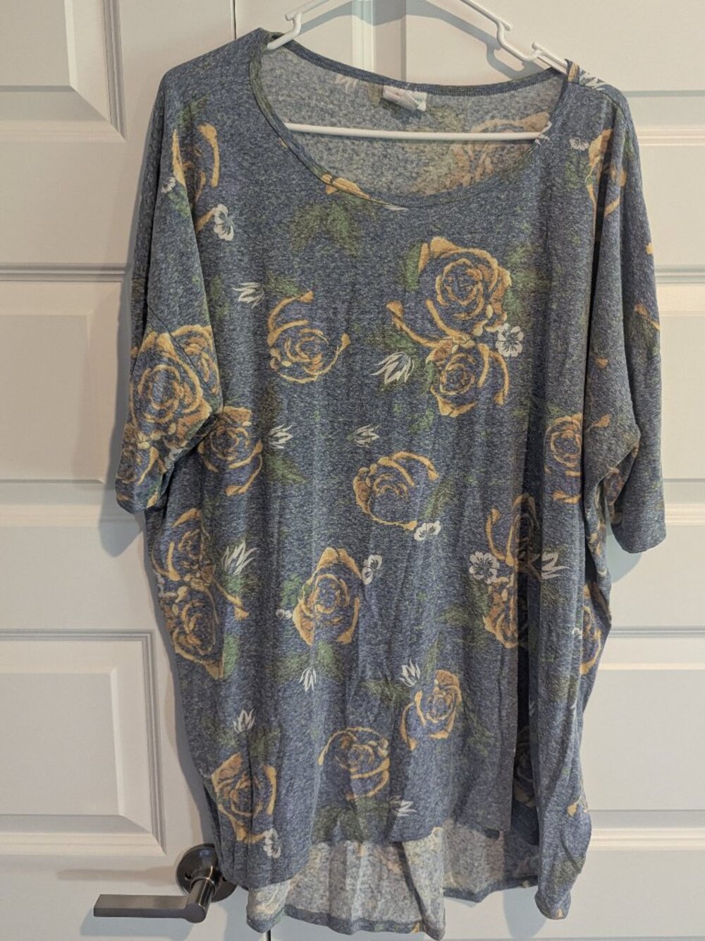 LuLaRoe - Blue Heathered Rose Floral Dolman Sleeve Top - 2X
